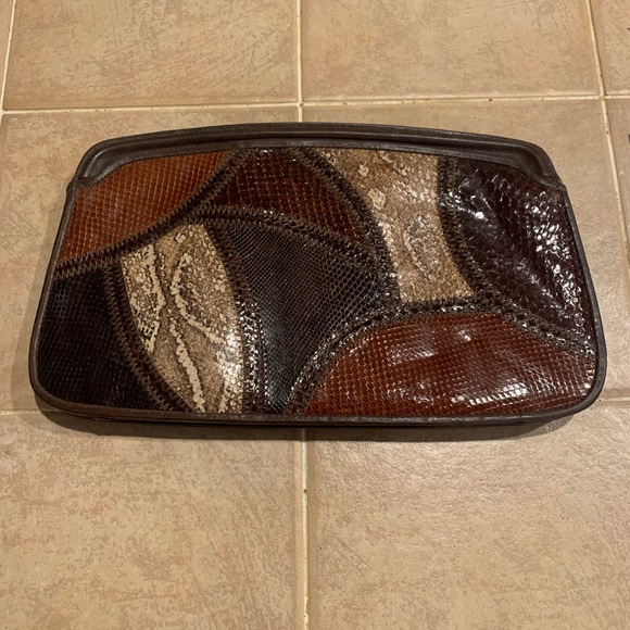 🤩Host Pick🤩 1980s vintage Convertible clutch👝 - Picture 6 of 10